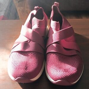 Women's Skechers BOBS Memory Foam Gym Shoes